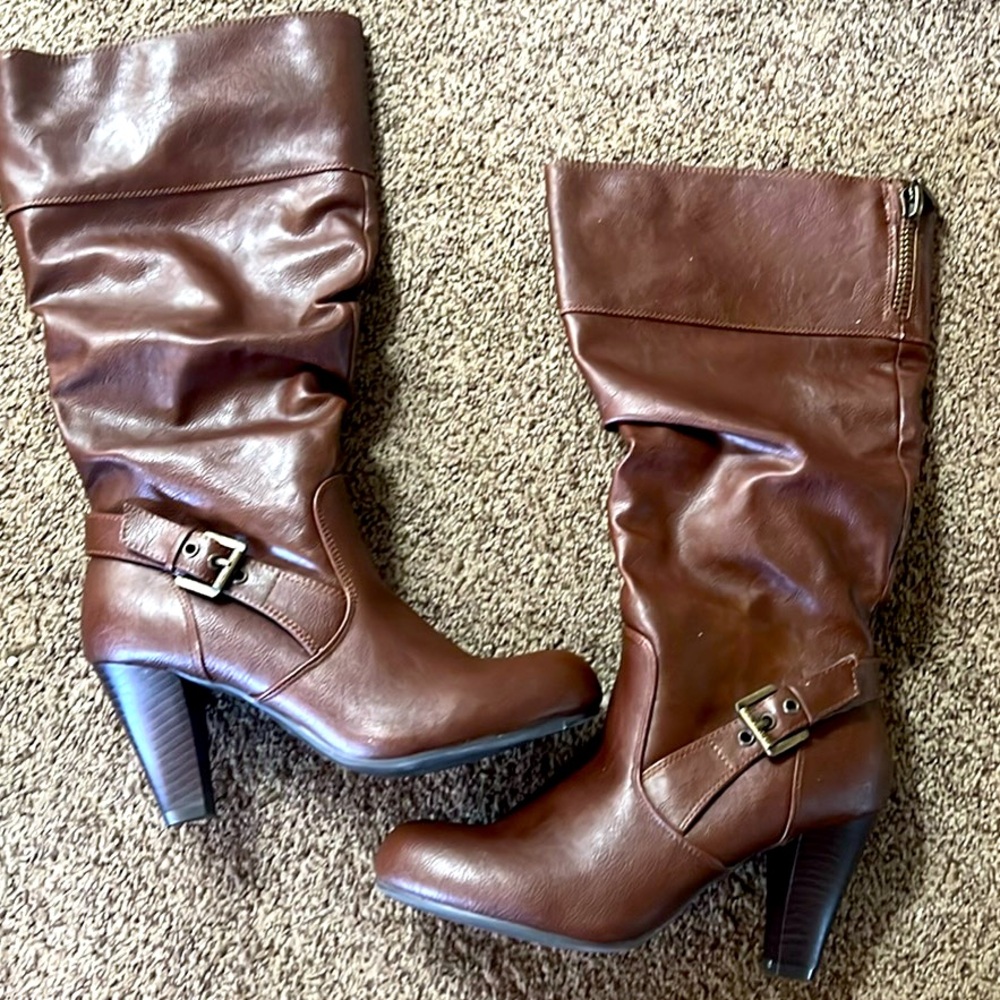Boots by Guess size 6.5. Brand new in box.